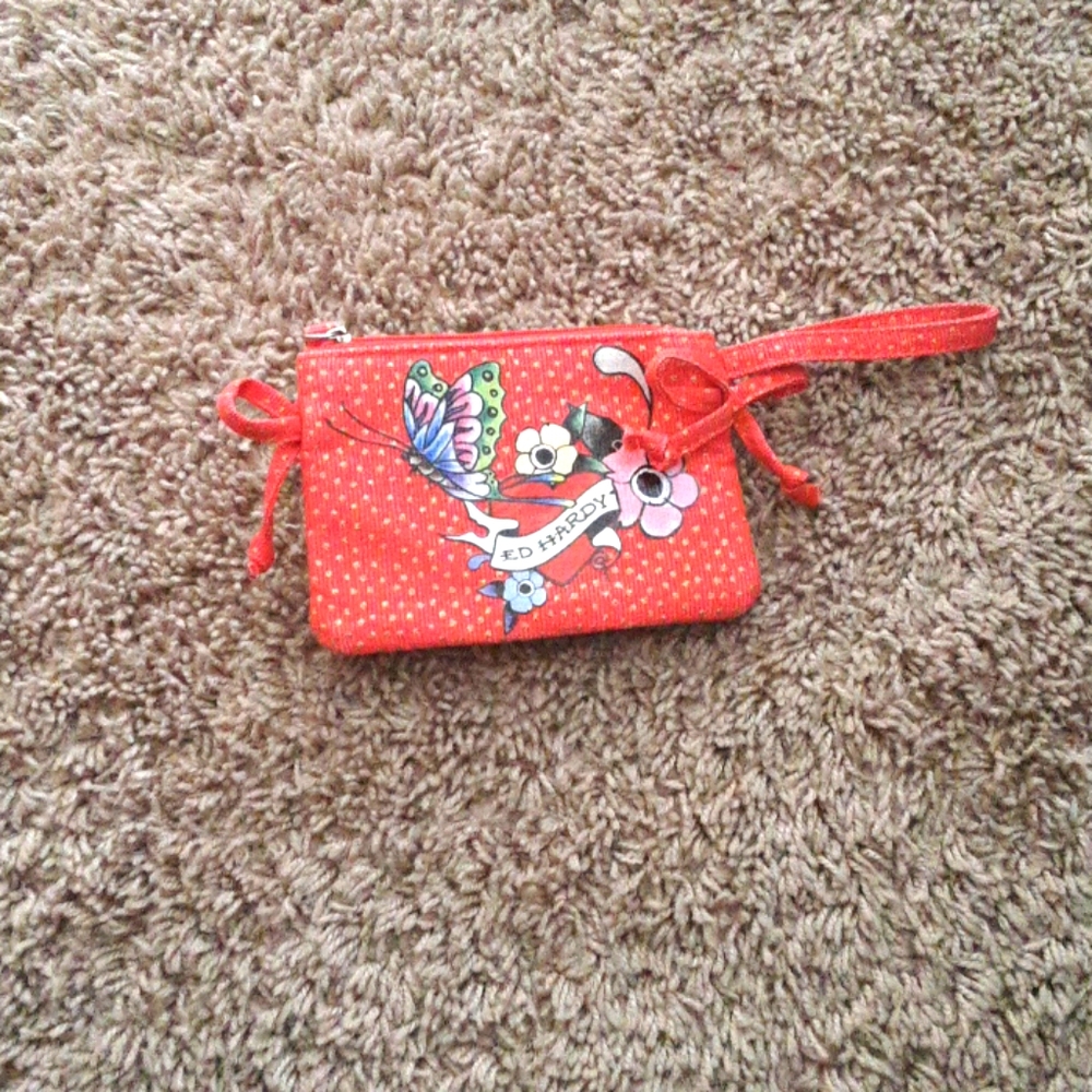 Selling a mini purse